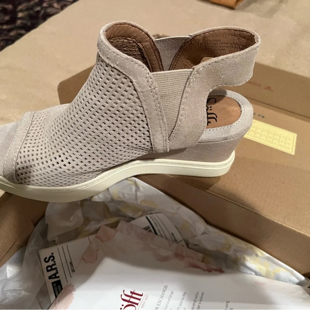 Women's Beige Peep-Toe Wedge Sandals- Sofft - Picture 3 of 6